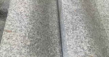 蚌埠芙蓉白S型拉丝面路沿石