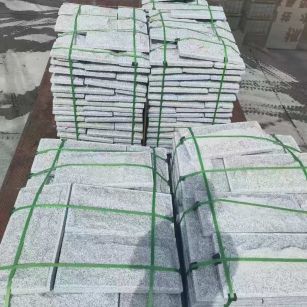 蚌埠 芝麻白蘑菇石装车出货