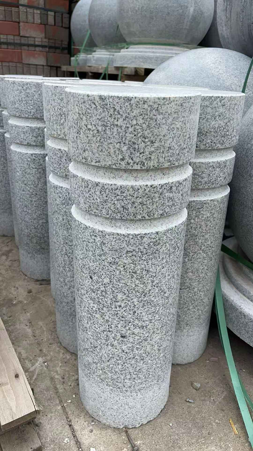 蚌埠 芝麻白花岗岩挡车柱、隔离柱多少钱