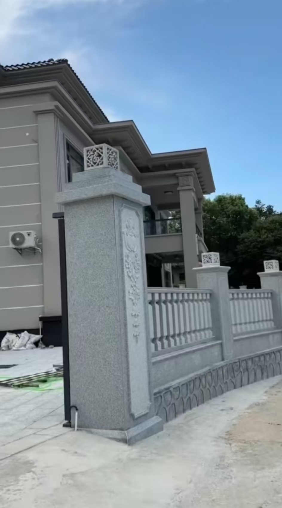 蚌埠 芝麻白别墅围墙栏杆，私人订制