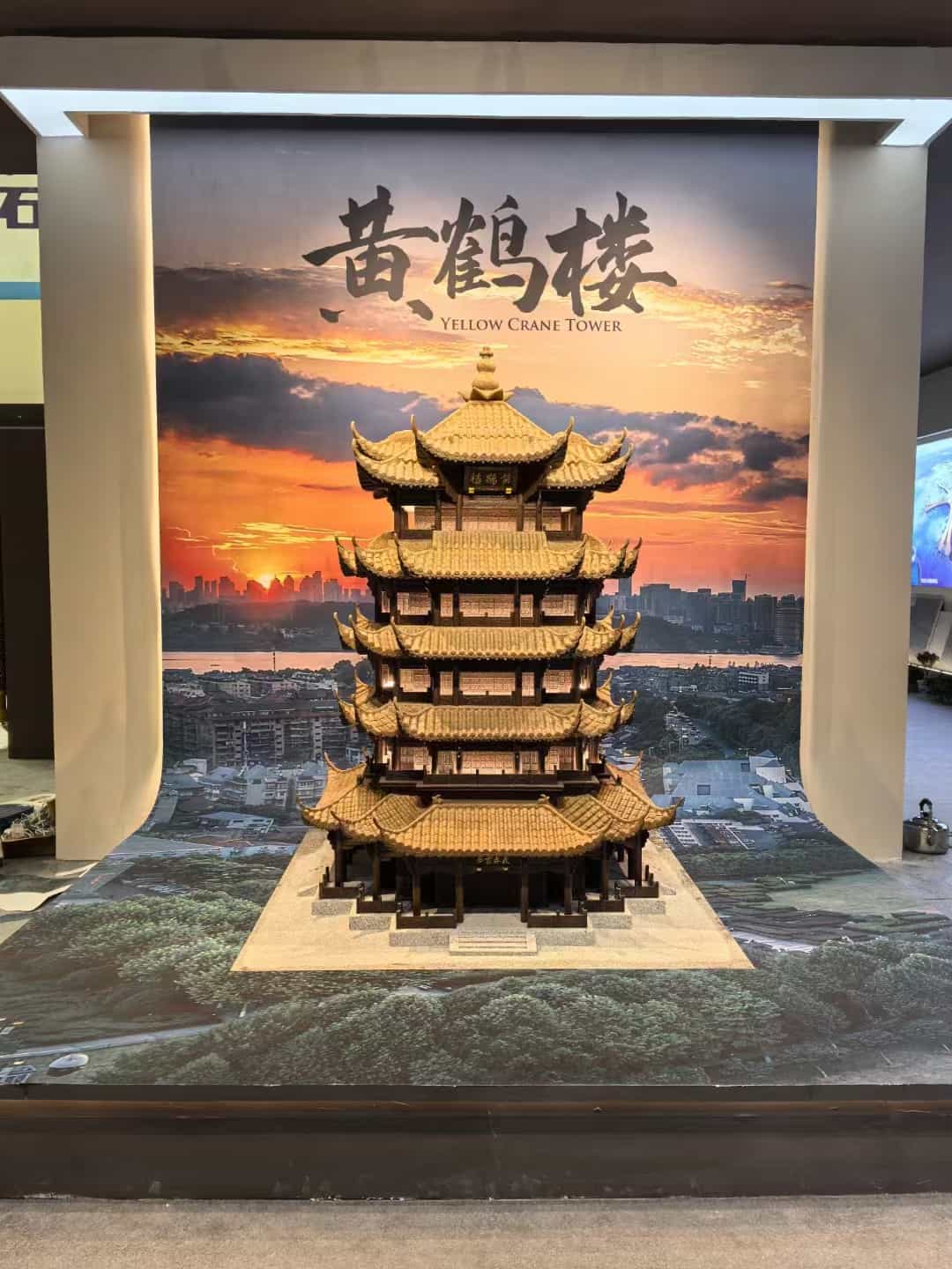 蚌埠仿古石文创作品-黄鹤楼
