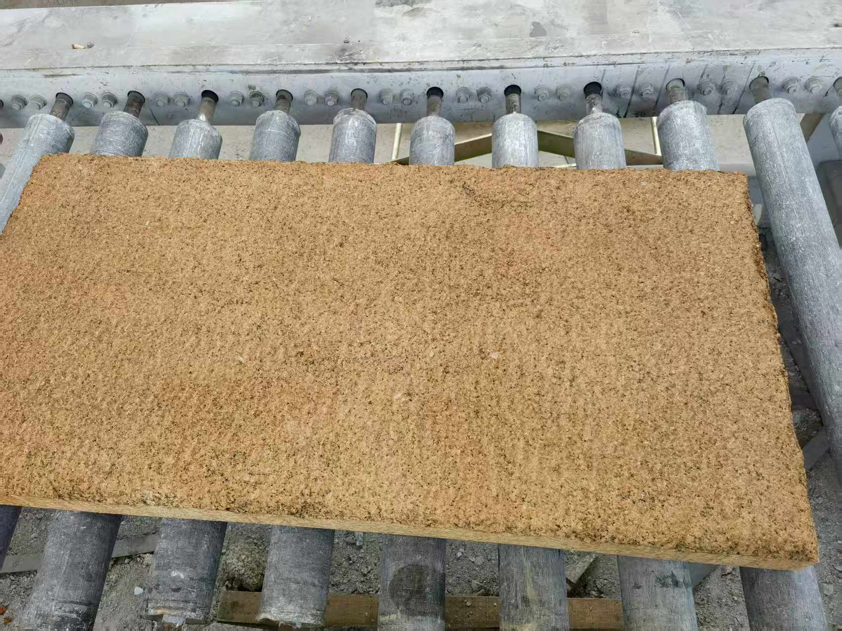 蚌埠 菠萝面老石板，做旧仿古石，流水线生产加工