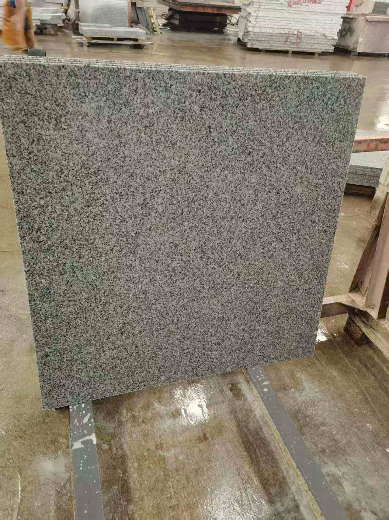 蚌埠 芝麻白光面900*900，高地铁标准